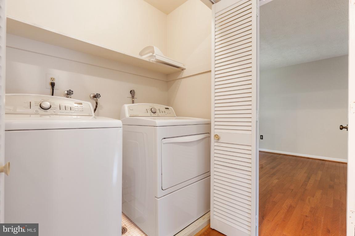 7324 Jenna Road Springfield, VA 22153 - Photo 38 of 64 Upper level laundry closet
