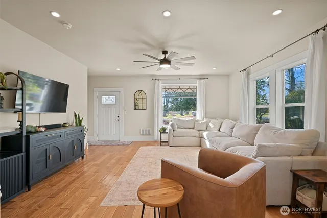 $869,000 | 2880 Creasey Road, Custer, WA 98240