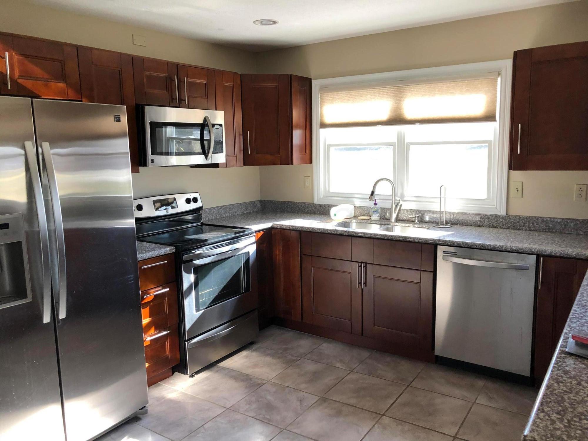 314 Agler Road Columbus, OH 43230 - Photo 4 of 10 Interior