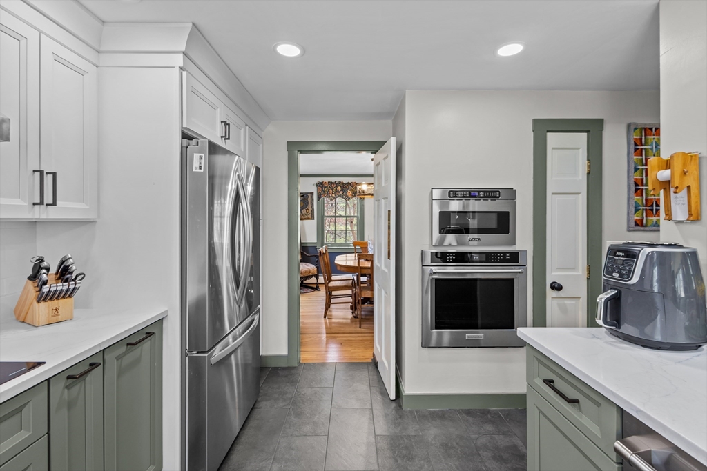 174 Millville Road Mendon, MA 01756 - Photo 6 of 40 Gallery Image 6