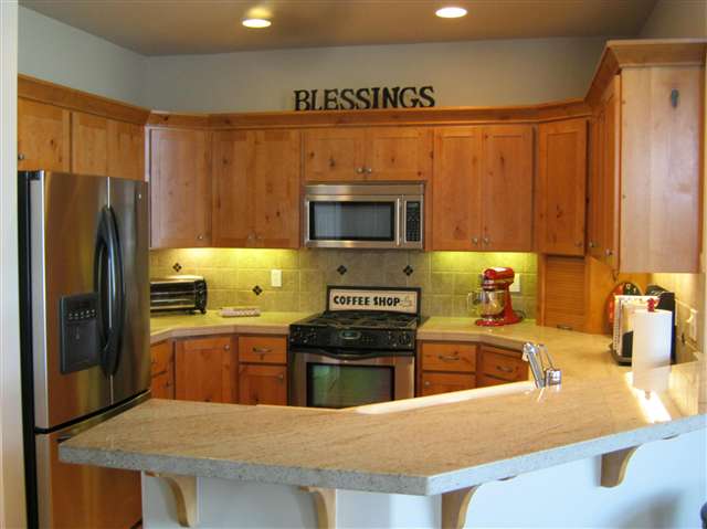2007 South Steen Road Greenacres, WA 99016 - Photo 2 of 9