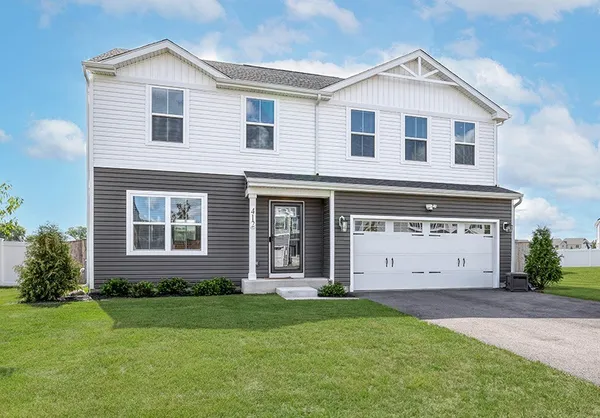 $430,000 | 412 Biscayne Lane, Yorkville, IL 60560