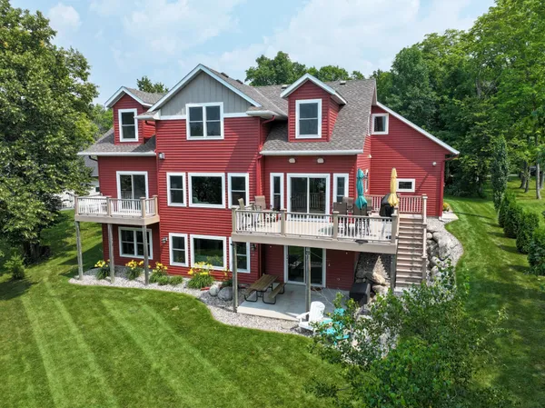 $1,319,000 | 9722 Maple Circle Northwest, Alexandria, MN 56308
