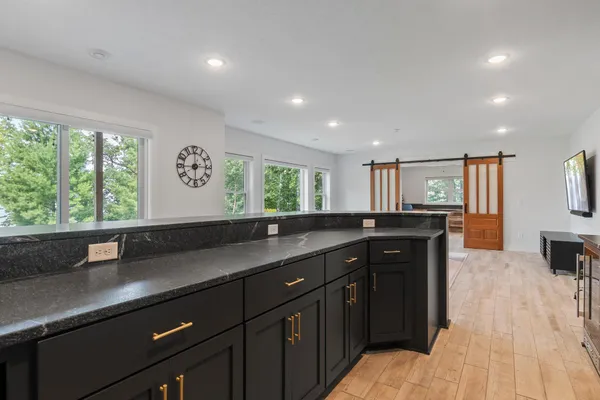 $1,319,000 | 9722 Maple Circle Northwest, Alexandria, MN 56308