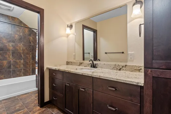 $1,319,000 | 9722 Maple Circle Northwest, Alexandria, MN 56308