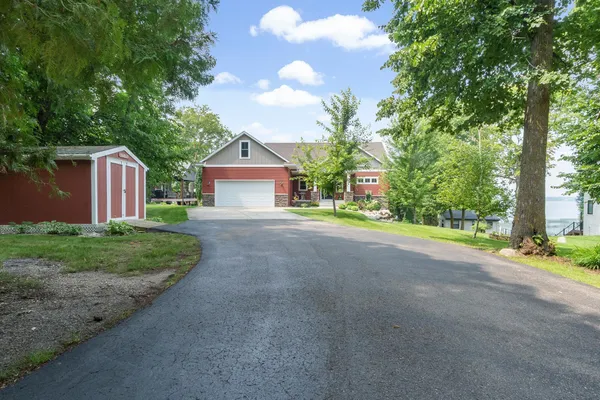 $1,319,000 | 9722 Maple Circle Northwest, Alexandria, MN 56308