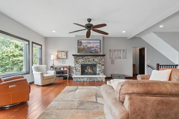 $1,319,000 | 9722 Maple Circle Northwest, Alexandria, MN 56308