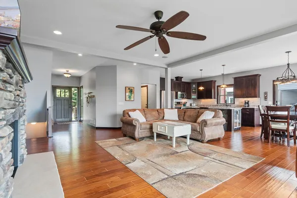$1,319,000 | 9722 Maple Circle Northwest, Alexandria, MN 56308