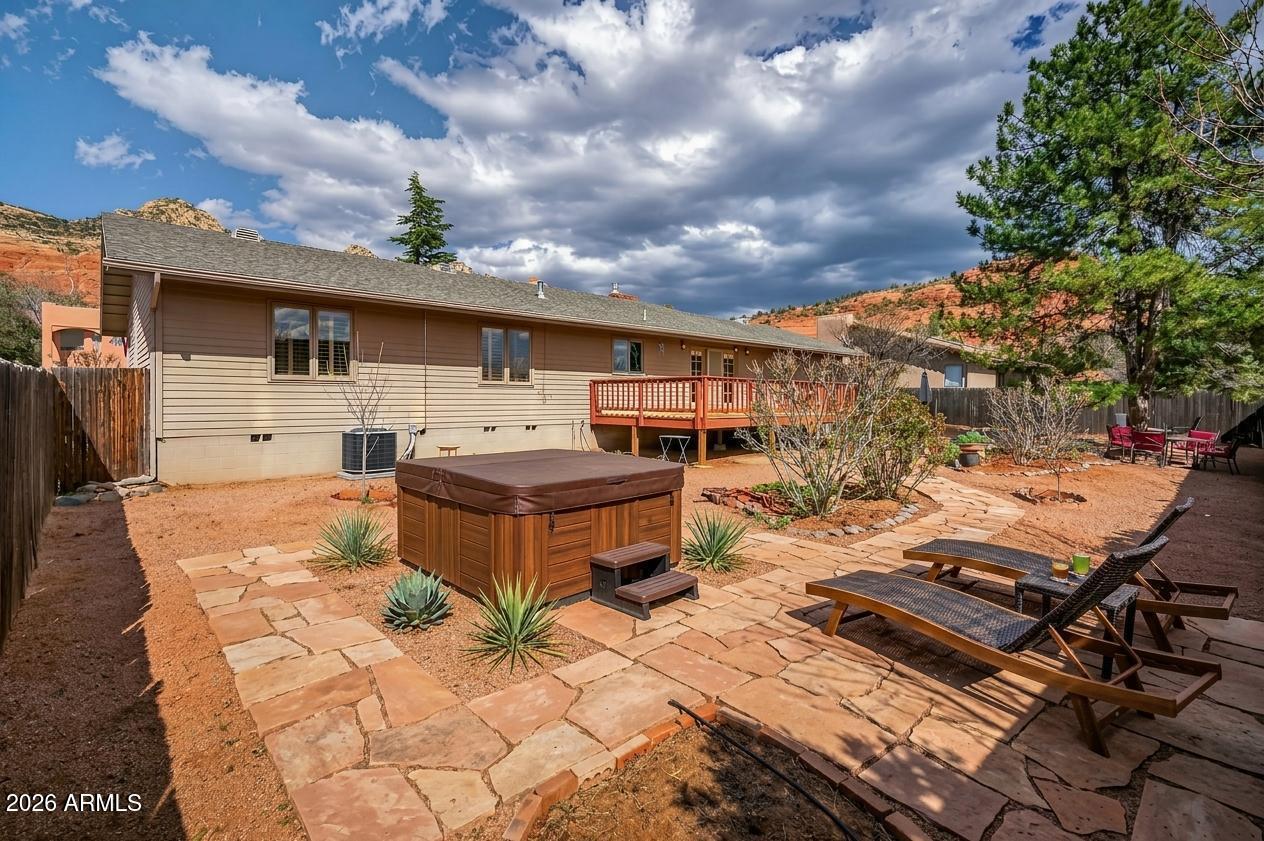 2215 Lariat Road Sedona, AZ 86336 - Photo 36 of 45 a view of a terrace with chairs