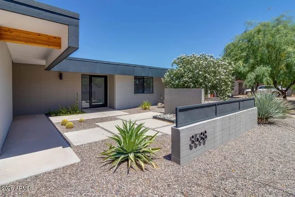 $4,000 | 3538 East Gold Dust Avenue, Phoenix, AZ 85028