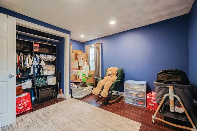 $410,000 | 40 Hope Furnace Road, Scituate, RI 02831