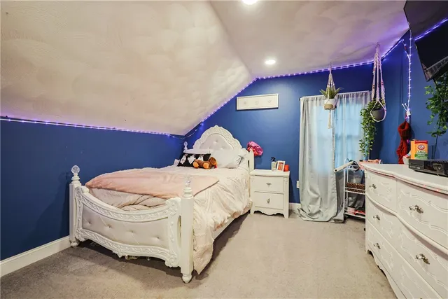 $410,000 | 40 Hope Furnace Road, Scituate, RI 02831