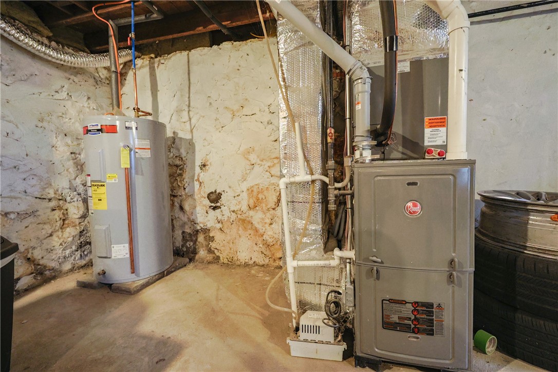 40 Hope Furnace Road Scituate, RI 02831 - Photo 25 of 31