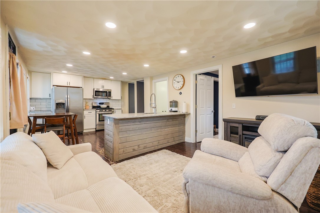 40 Hope Furnace Road Scituate, RI 02831 - Photo 7 of 31