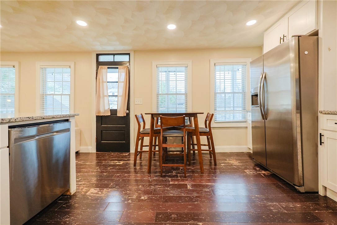 40 Hope Furnace Road Scituate, RI 02831 - Photo 10 of 31