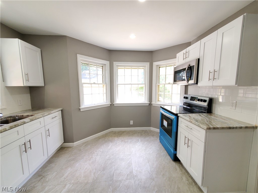 3542 Boynton Road Cleveland Heights, OH 44121 - Photo 2 of 33