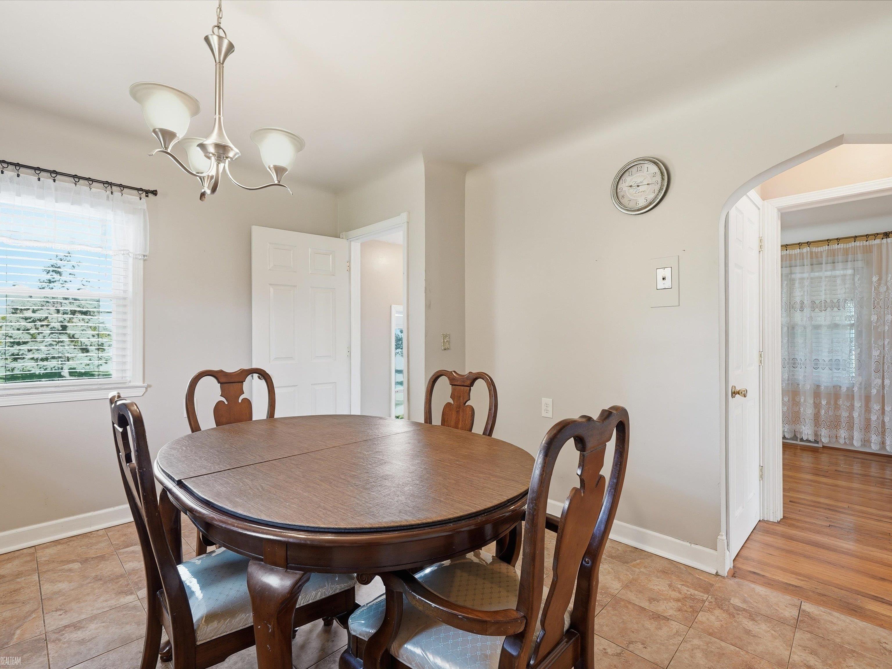 4466 18 1/2 Mile Road Sterling Heights, MI 48314 - Photo 4 of 41