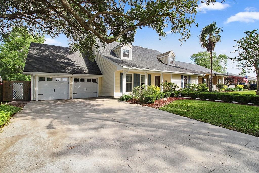 18 Landsdowne Lane Destrehan, LA 70047 - Photo 2 of 30