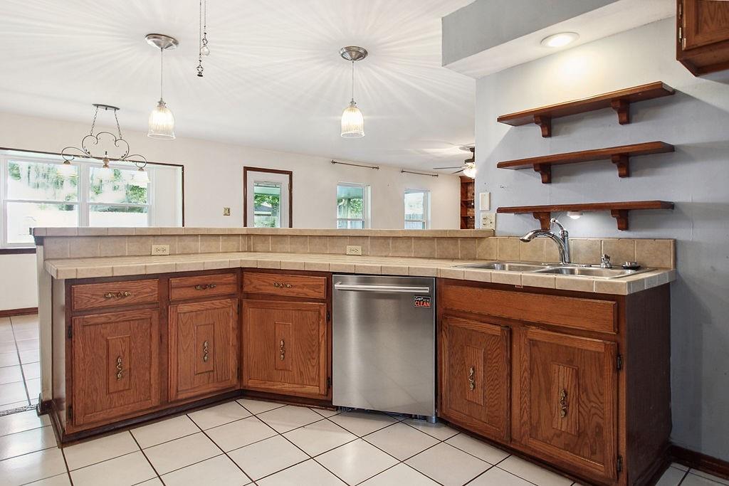 18 Landsdowne Lane Destrehan, LA 70047 - Photo 5 of 30