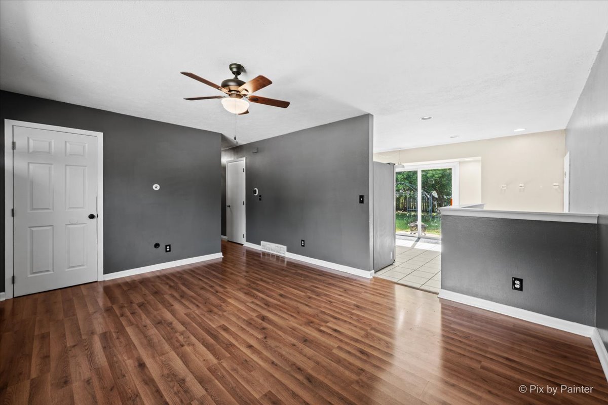 8326 Mildred Road Machesney Park, IL 61115 - Photo 5 of 21