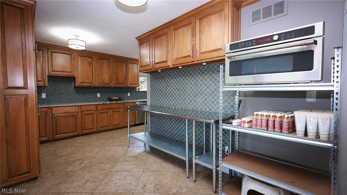 13177 Beaver Springfield Road New Springfield, OH 44443 - Photo 8 of 42