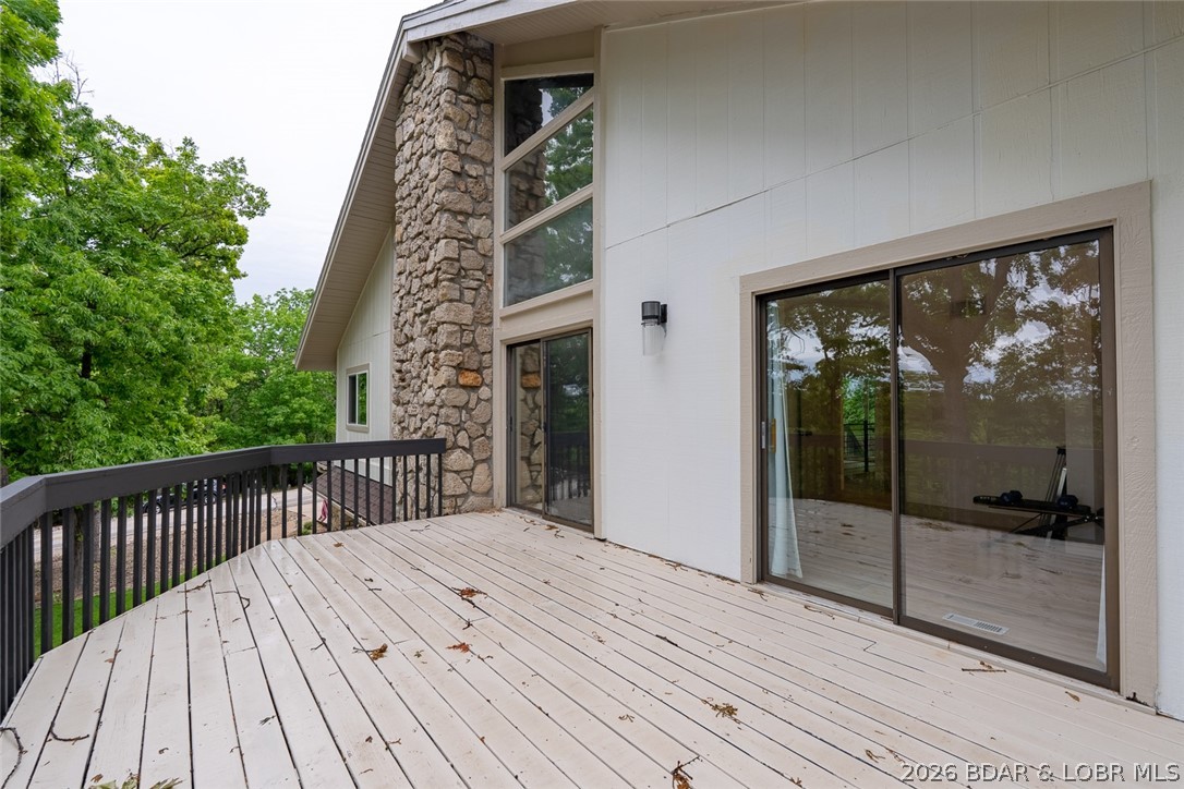 423 Hillside Road Lake Ozark, MO 65049 - Photo 33 of 37