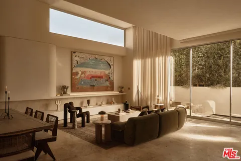 $3,895,000 | 8164 Waring Avenue, Los Angeles, CA 90046