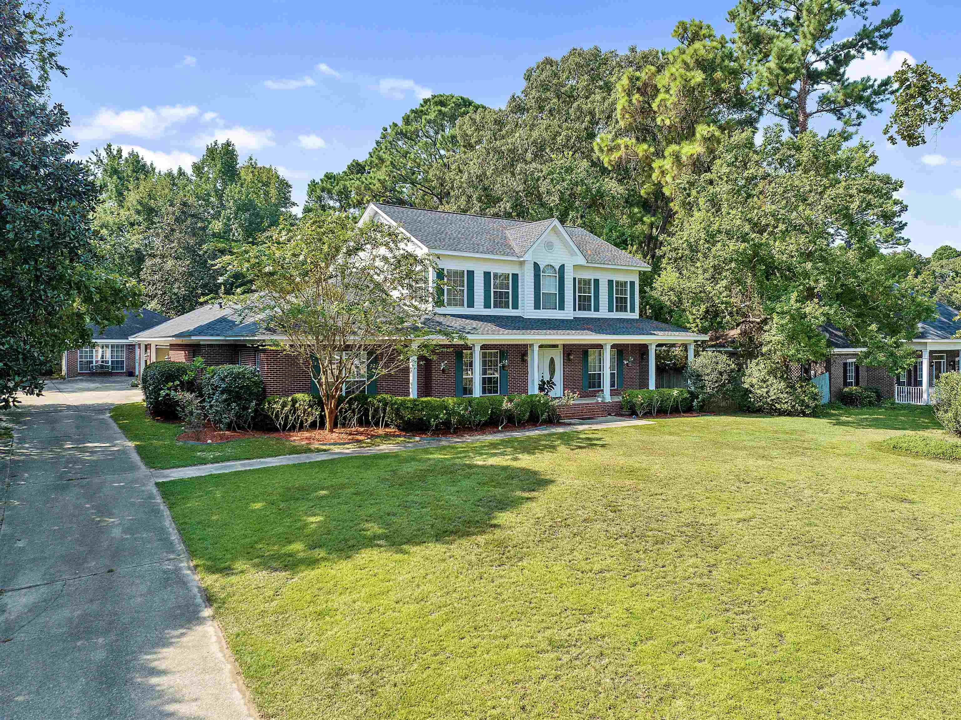 631 Southern Way Daphne, AL 36527 - Photo 1 of 50
