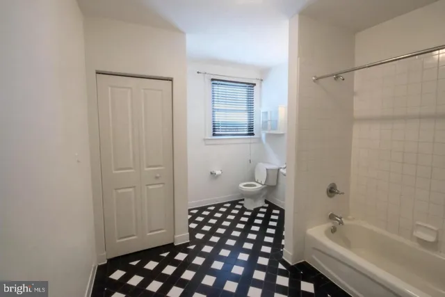 $1,750 | 303 Charles Street, Unit 3W, La Plata, MD 20646