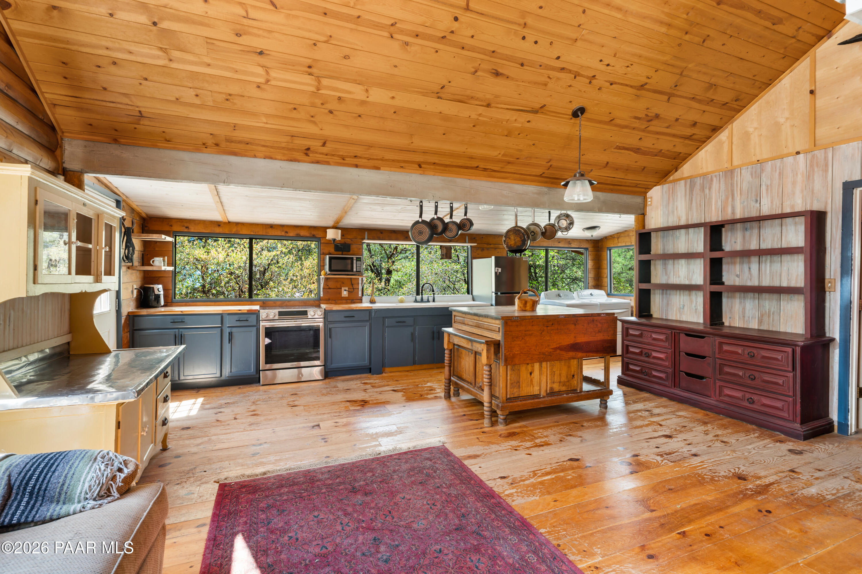 4872 South Juniper Loop Road Prescott, AZ 86303 - Photo 5 of 21 5-print-05-Living Room