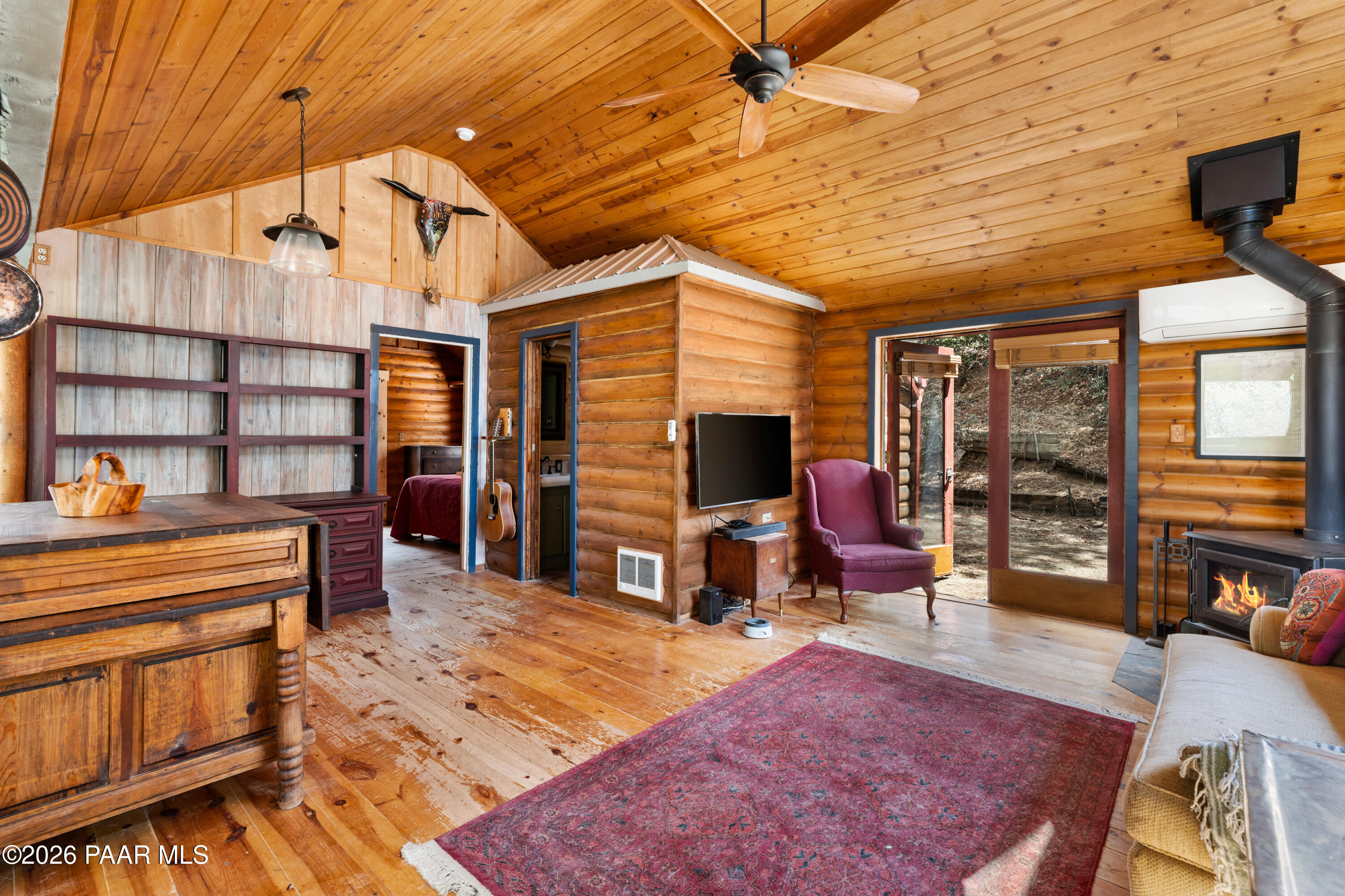 4872 South Juniper Loop Road Prescott, AZ 86303 - Photo 7 of 21 7-print-07-Living Room