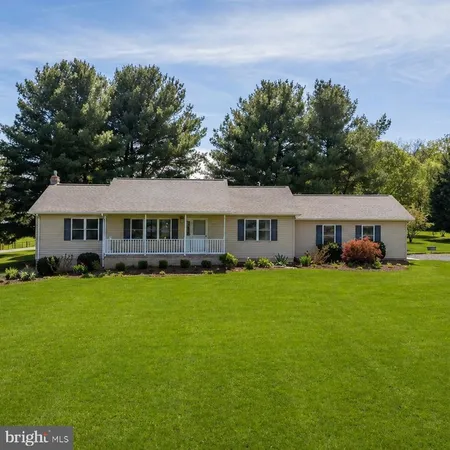 $449,000 | 1018 Coffman Road, Edinburg, VA 22824