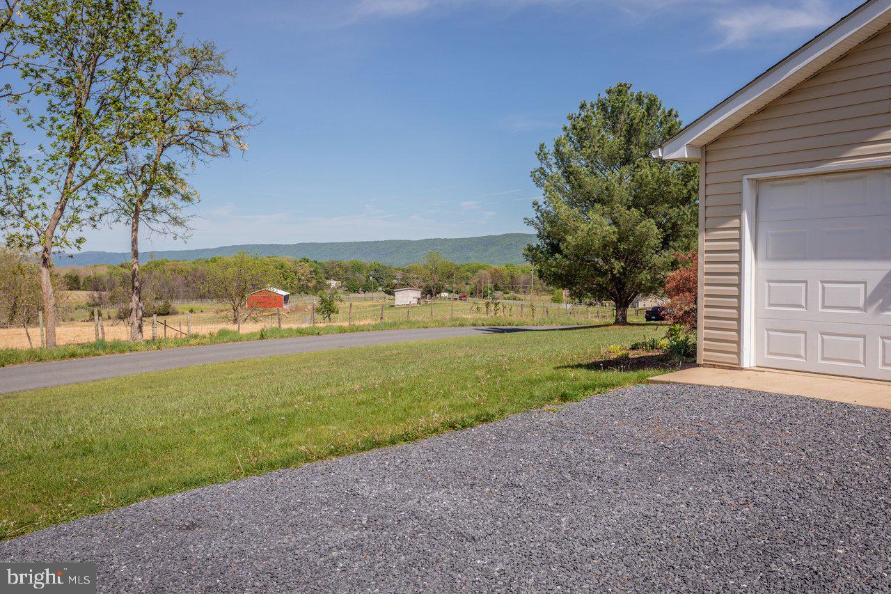 1018 Coffman Road Edinburg, VA 22824 - Photo 7 of 57