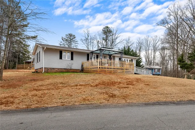 $267,500 | 401 Margie Court, Seneca, SC 29678