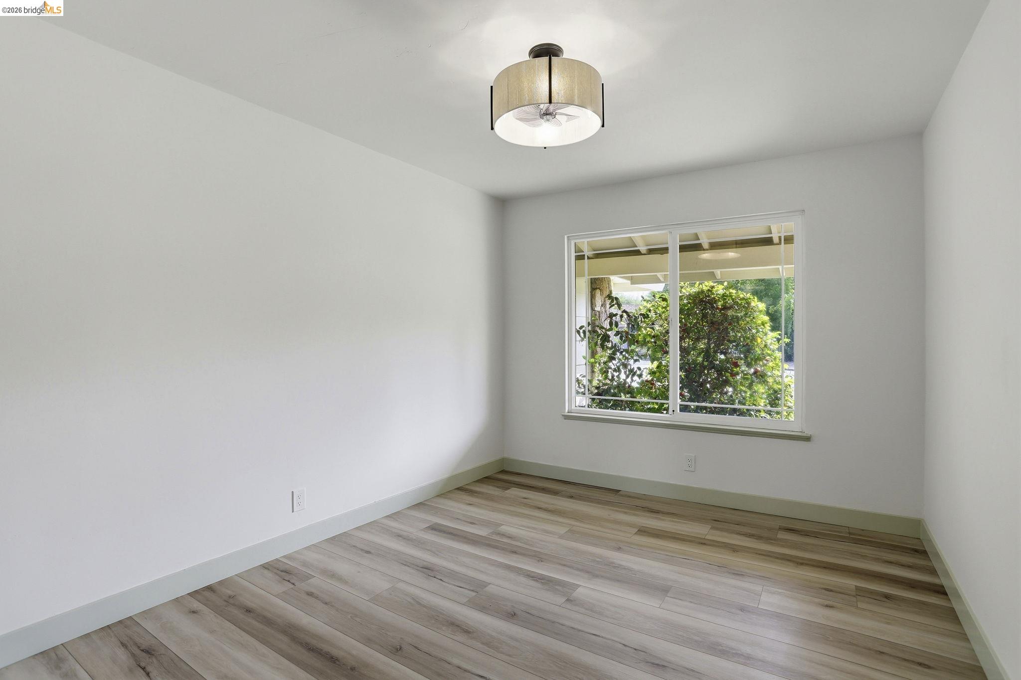 2438 Merritt Place Livermore, CA 94550 - Photo 23 of 64 an empty room with a window