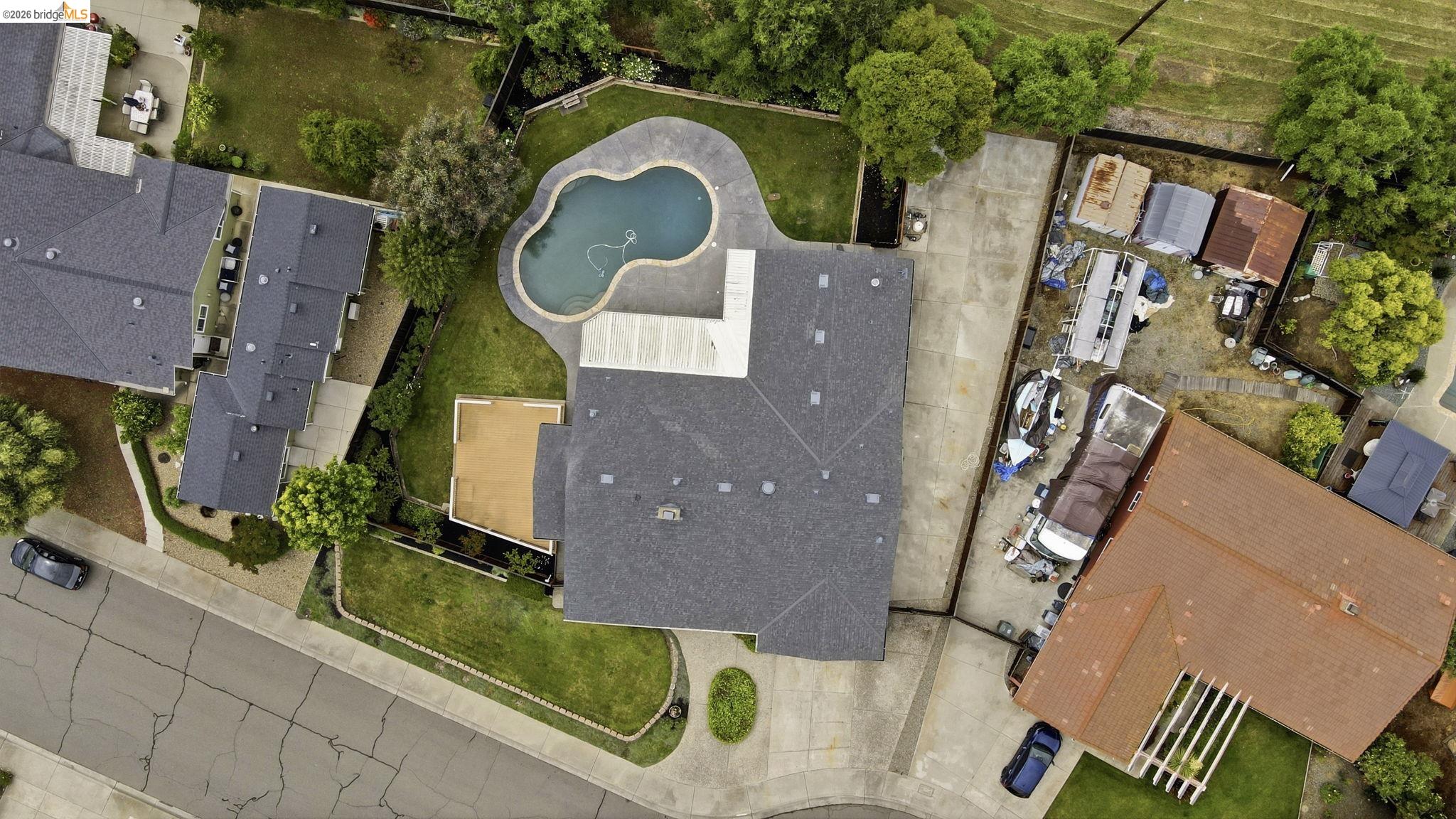 2438 Merritt Place Livermore, CA 94550 - Photo 58 of 64 an aerial view of multiple houses with yard