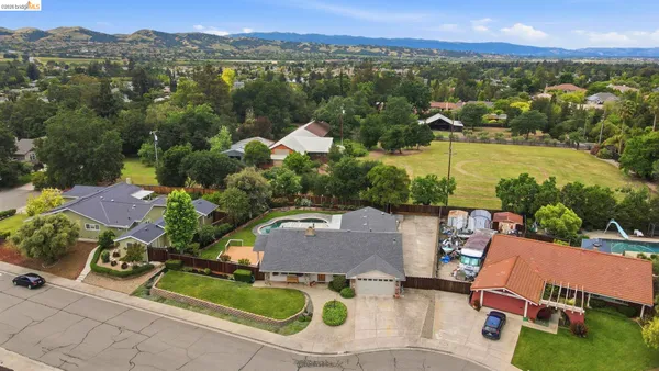 $1,784,950 | 2438 Merritt Place, Livermore, CA 94550