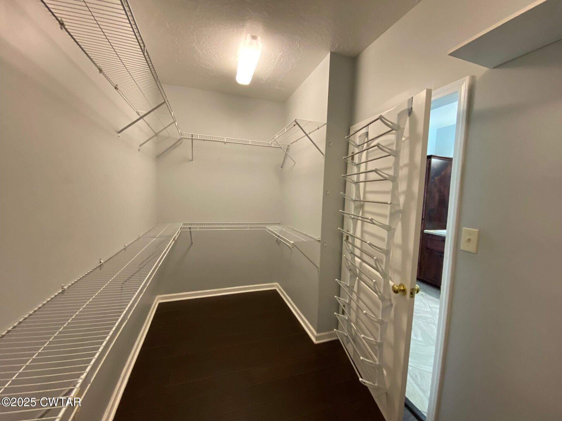 215 Jamie Lane Ridgely, TN 38080 - Photo 17 of 28 Jamie Lane Master closet 2