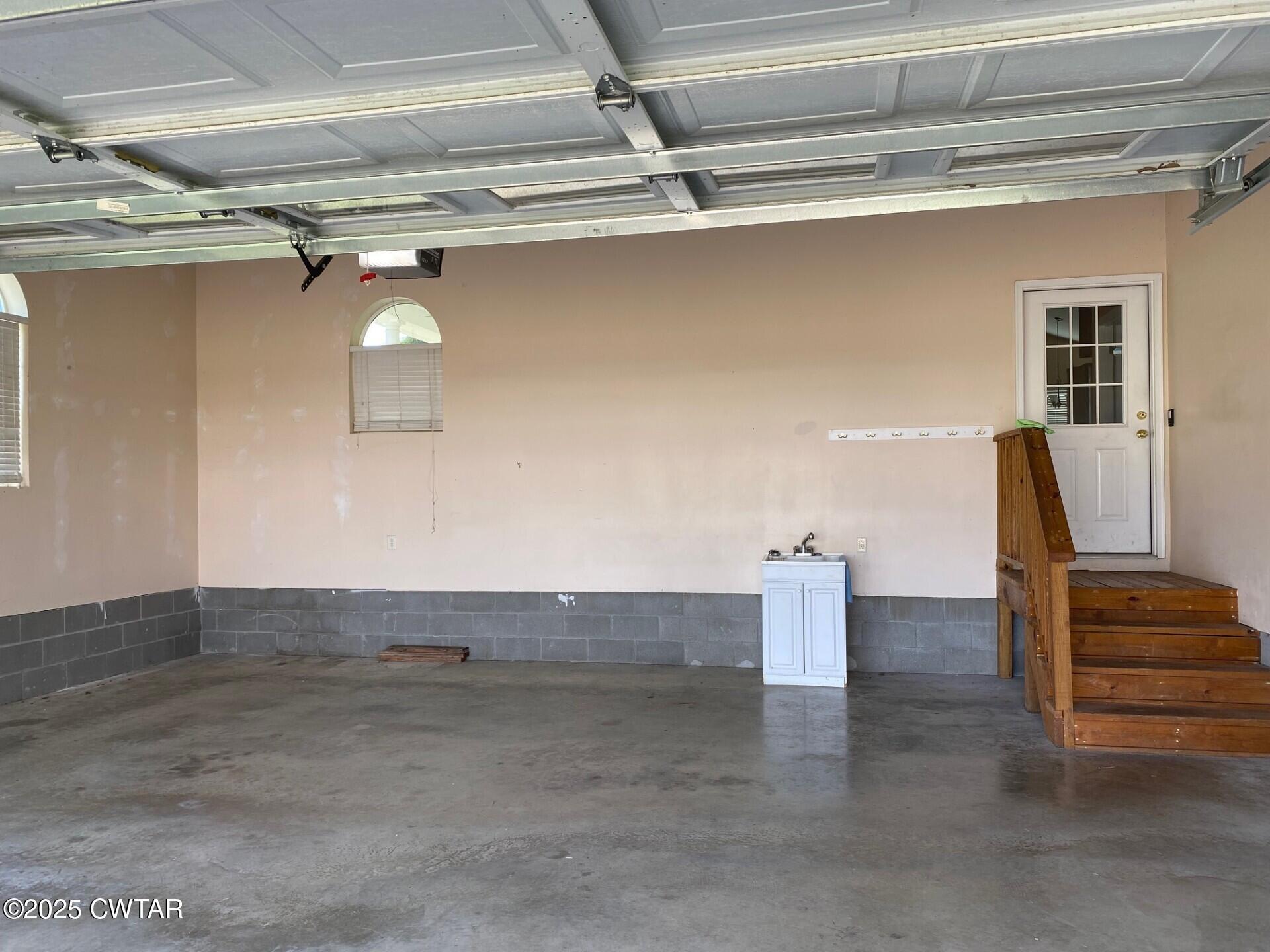 215 Jamie Lane Ridgely, TN 38080 - Photo 21 of 28 Jamie Lane garage inside