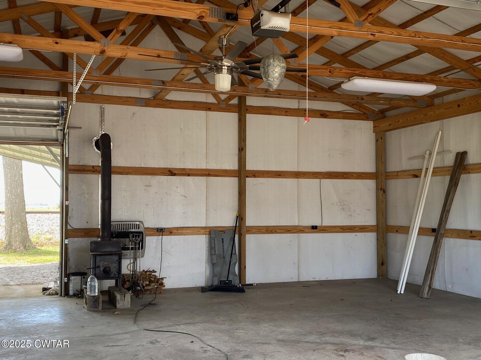 215 Jamie Lane Ridgely, TN 38080 - Photo 25 of 28 Jamie Lane workshop inside