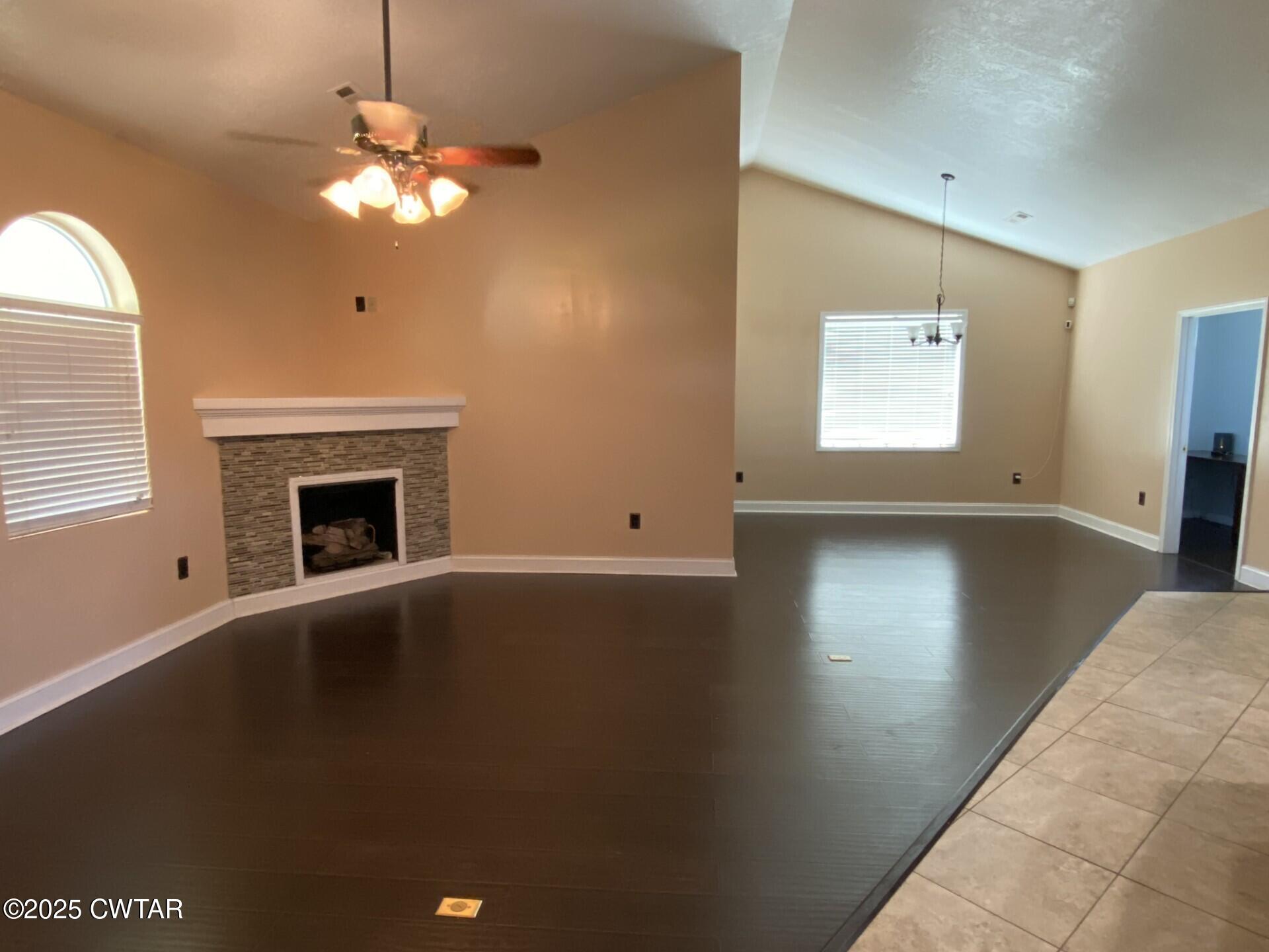 215 Jamie Lane Ridgely, TN 38080 - Photo 27 of 28 Fireplace Eating area
