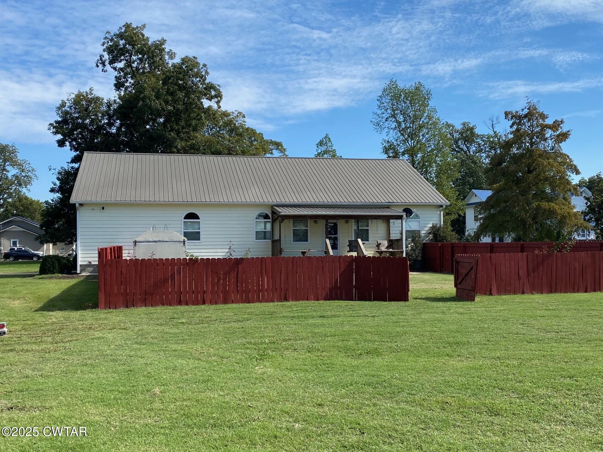 215 Jamie Lane Ridgely, TN 38080 - Photo 3 of 28 Jamie Lane backyard