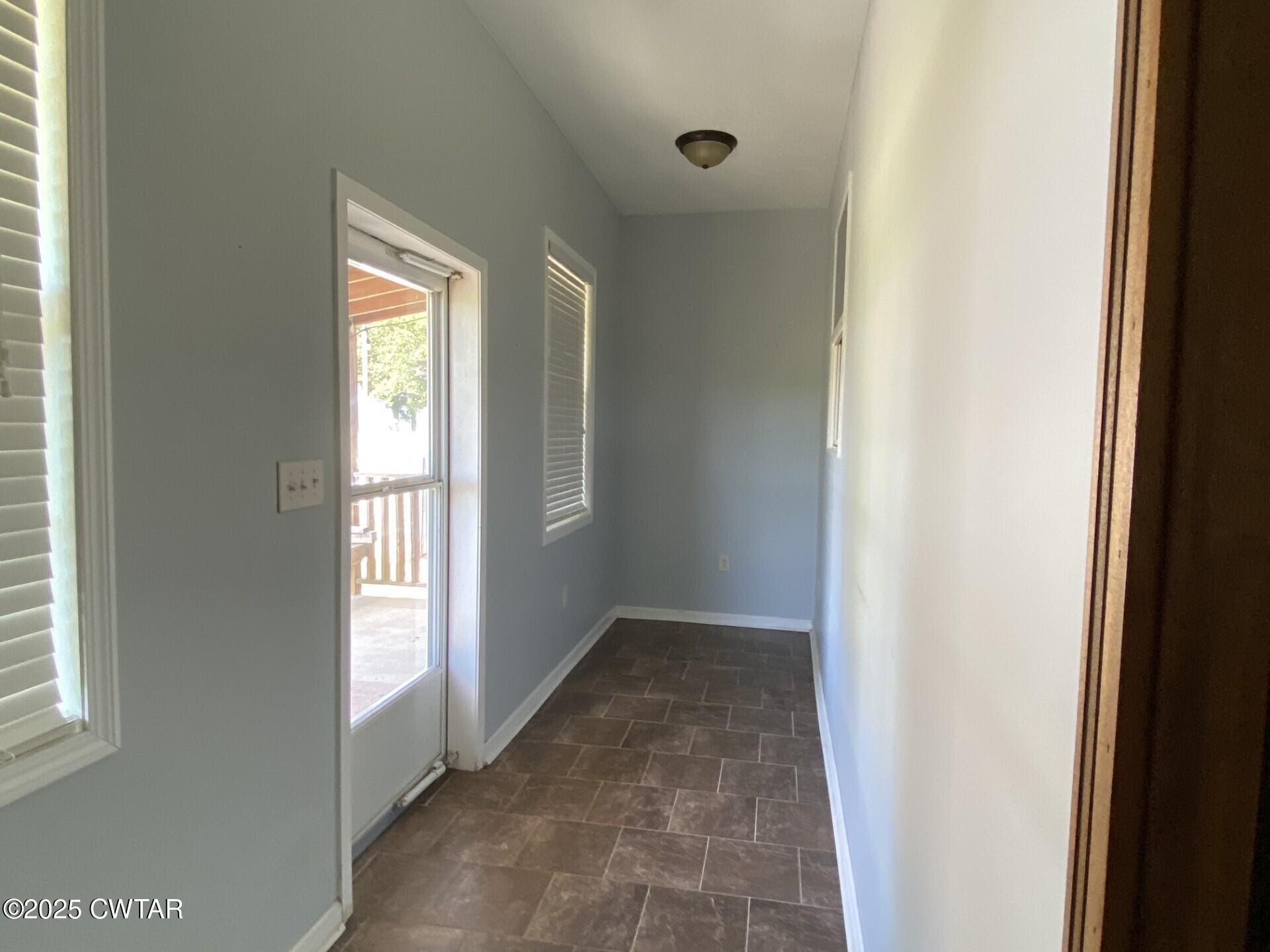 215 Jamie Lane Ridgely, TN 38080 - Photo 6 of 28 Jamie Lane back entrance