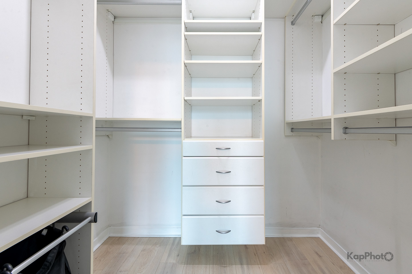 757 North Orleans Street, Unit 1104 Chicago, IL 60654 - Photo 20 of 30 a view of walk in closet with empty racks