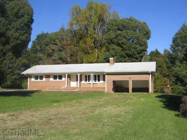 313 Deerfield Country Road Randleman, NC 27317 - Photo 1 of 1 Exterior Front.