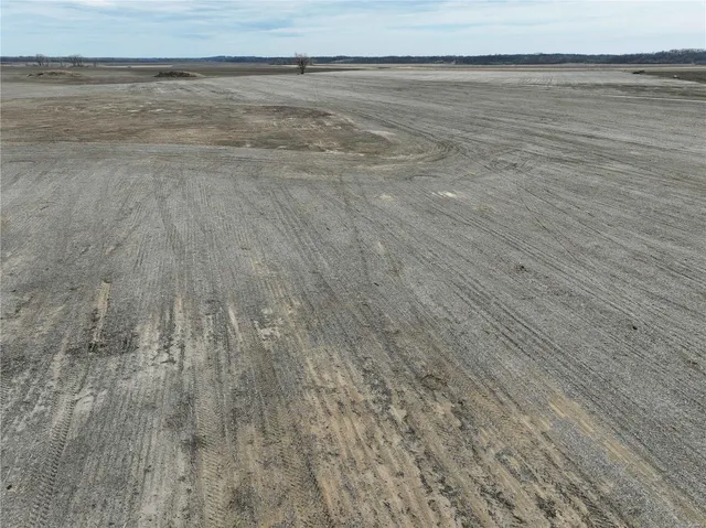 $996,450 | 0 County Road 102, Miami, MO 65344