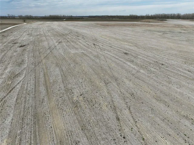 $996,450 | 0 County Road 102, Miami, MO 65344