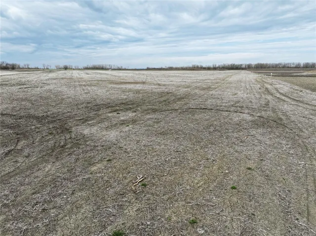 $996,450 | 0 County Road 102, Miami, MO 65344