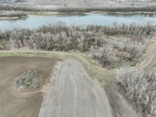 $996,450 | 0 County Road 102, Miami, MO 65344