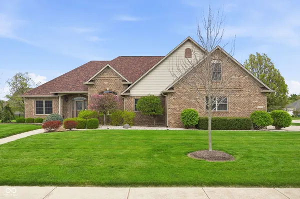 $559,900 | 1103 Raintree Drive, Greenfield, IN 46140